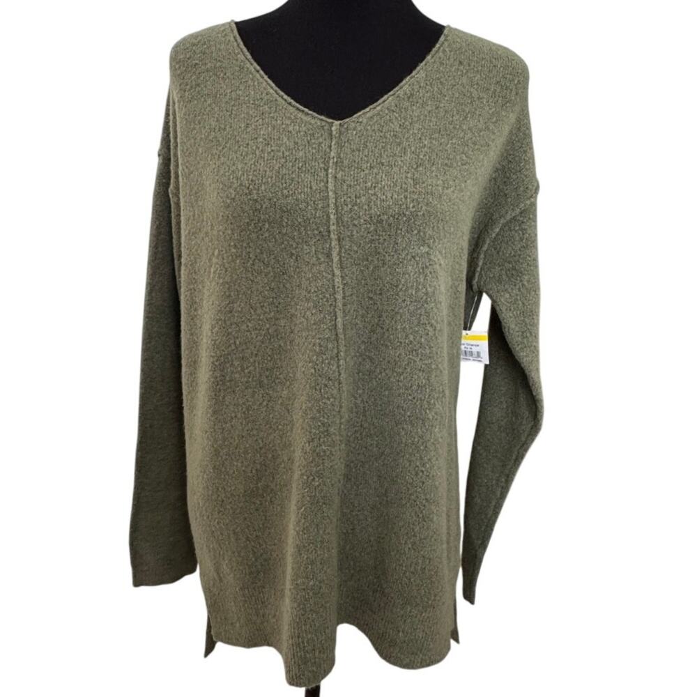 New CASLON Nordstrom Green Long Sleeve V-Neck High-Low Pullover Sweater Medium